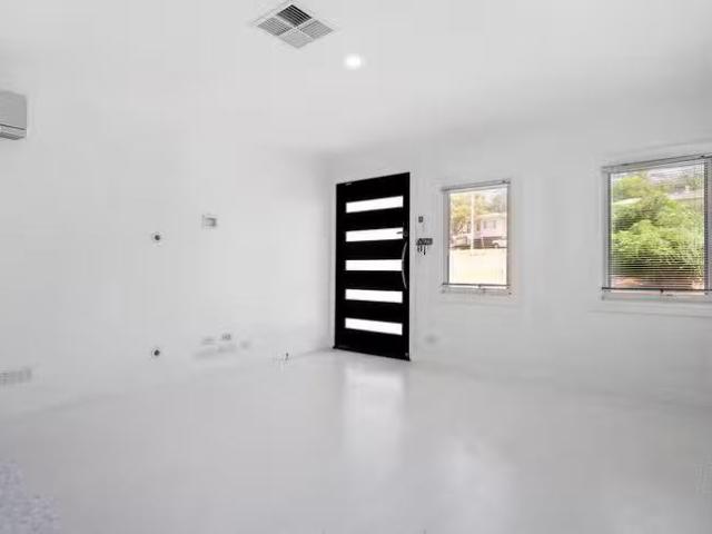 For Rent! 6 Redwood Street, Kambalda East, WA 6442