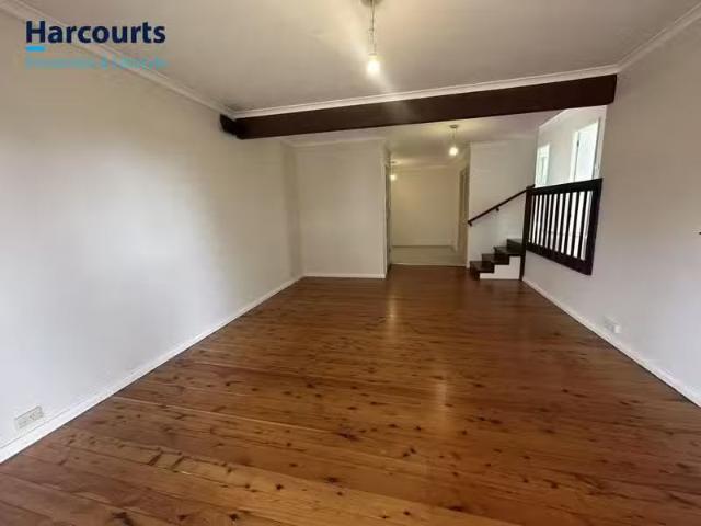 Nice 6 Reynolds Road, NORAVILLE, NSW 2263 House for Rent
