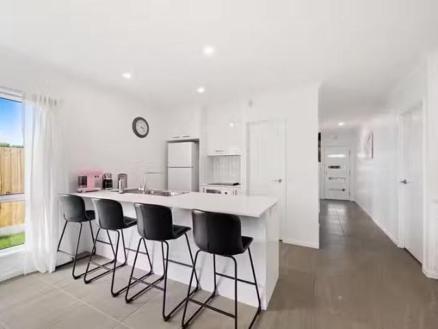 Nice 6 Shelduck Street, PALMVIEW, QLD 4553 House for Rent