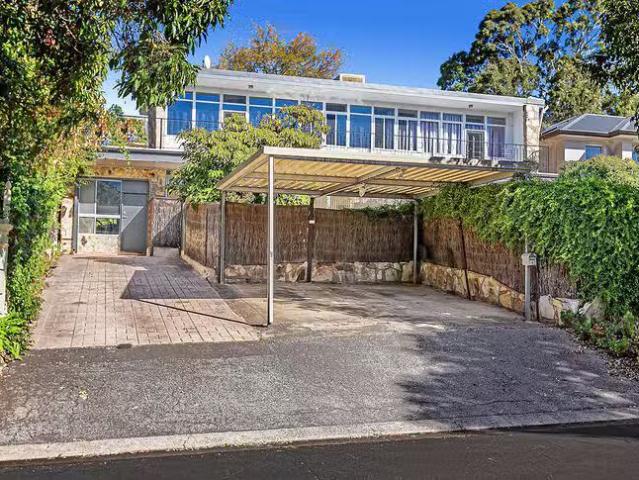 Unique 6 Wilaroo Avenue, Beaumont, SA 5066