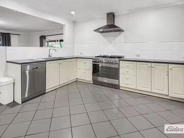 Deal! 6 Wilson Street, Ararat, VIC 3377