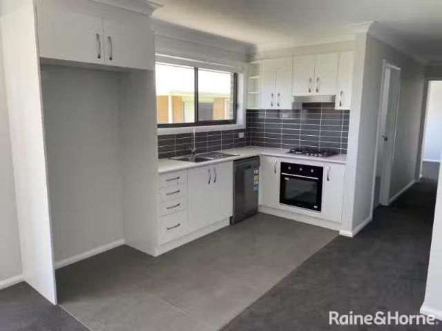 Nice 6B Cliffdale Place, KOOTINGAL Apartment for rent Listed.