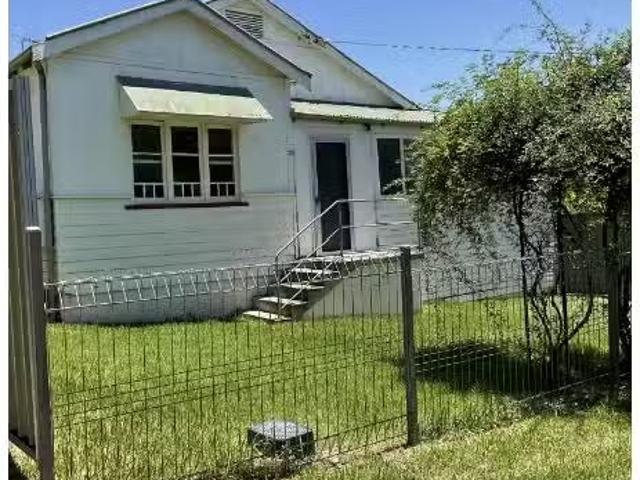 New 73A Gidley Street, MOLONG House for rent Listed by Proper.