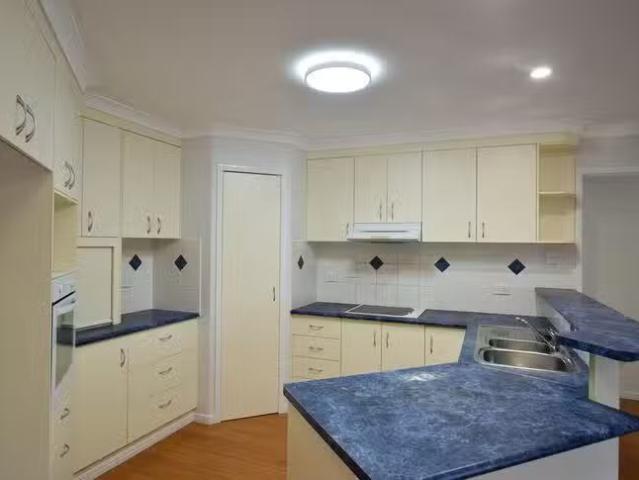 Cozy 70 Whitbread Road, Clinton, QLD 4680