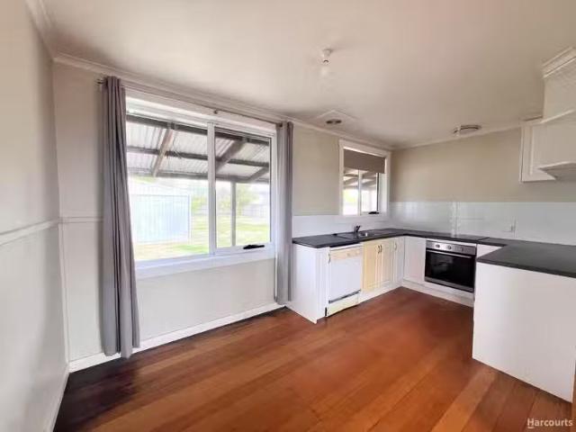 Deal! 70 Sorell Street, GEORGE TOWN, TAS 7253 House for Rent