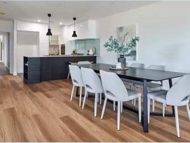 Rental! 71A Dixon Drive, DUFFY House for rent Listed by Brieg.