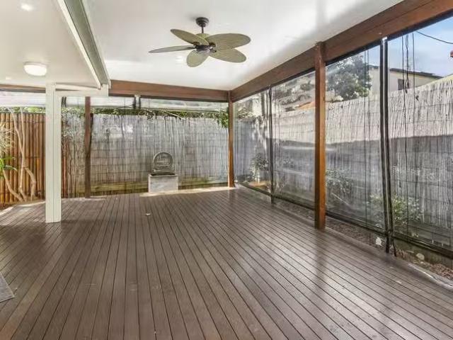 New 7/36 Broad Street, Labrador, QLD 4215
