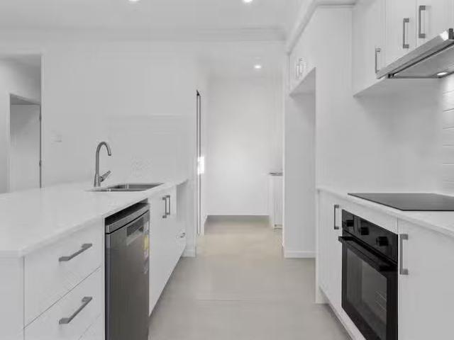 For Rent! 77 Sanno Road, Morayfield, QLD 4506
