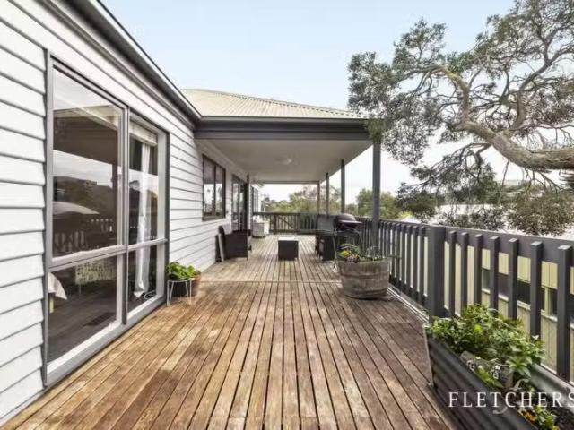Deal! 77 St Johns Wood Road, Blairgowrie VIC 3942 House Auct.