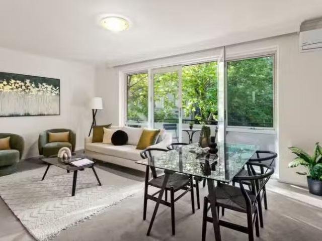 Rental! 7/86 Cromwell Road, South Yarra VIC 3141 Apartment F.