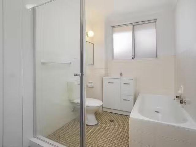 Cozy 7/8 Burelli Street, Wollongong, NSW 2500