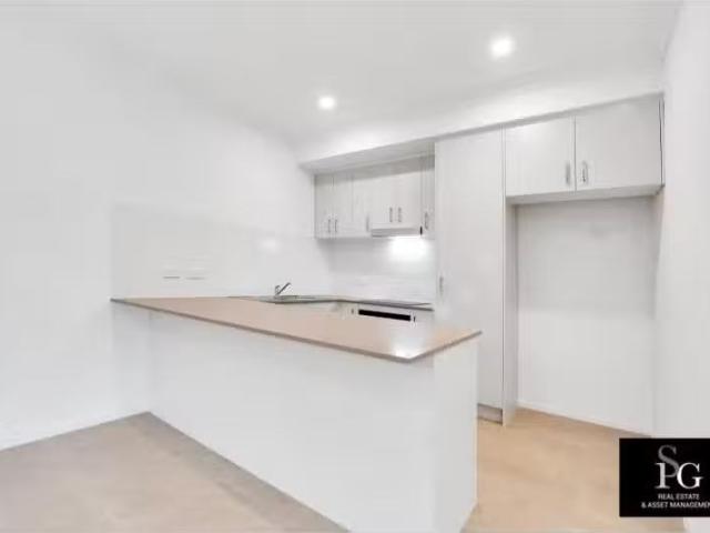 Rental! 78a Breakwell Road, Cameron Park Townhouse for rent L.