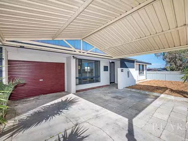 Cozy 7 Mayflower Crescent, Craigie, WA 6025