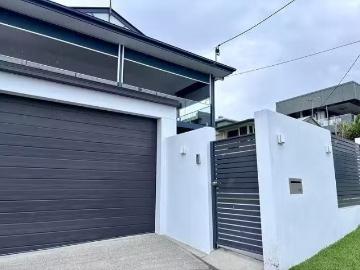 New 7 New Road, Manly, QLD 4179