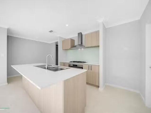 Cheap 7 Bathers Promenade, Jindalee, WA 6036