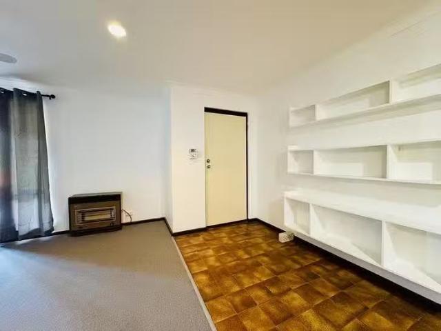 For Rent! 7 Binstead Court, Koondoola, WA 6064