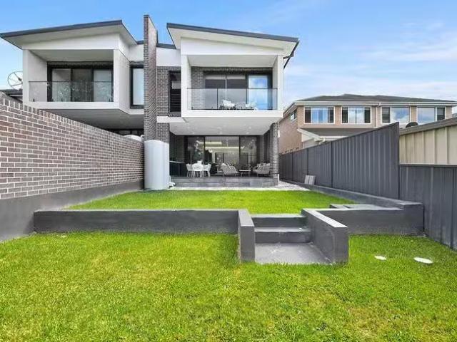 Rental! 7 Blackshaw Avenue, Mortdale, NSW 2223