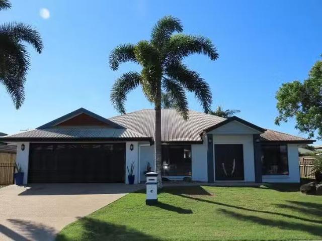 Just in! 7 Bluewater Court, Bucasia, QLD 4750