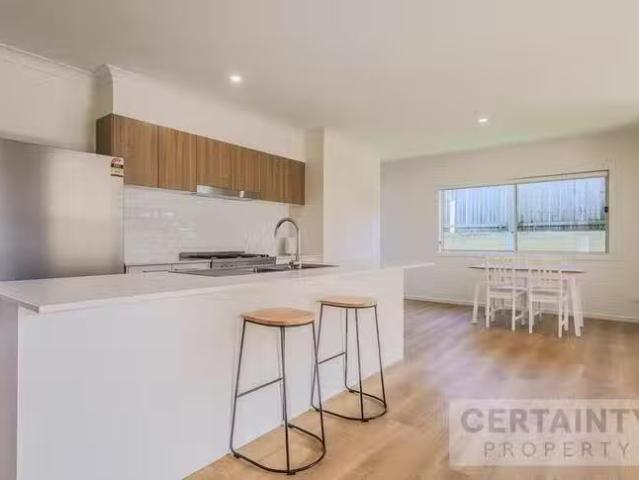 Charming 7 Fiennes Road, Logan Reserve, QLD 4133