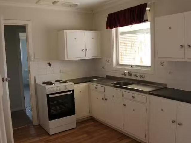 Cheap 7 Hay Street, Bordertown, SA 5268