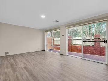 Unique 7 Lakewaters View, Gwelup, WA 6018