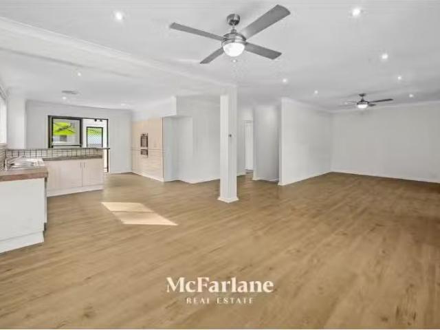 Charming 7 Lalor Parade, Glendale House for rent Listed by Pr.