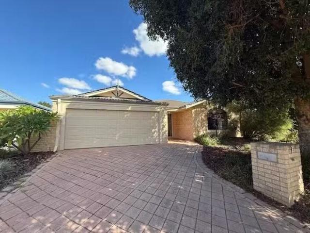 Rental! 7 Shady Lane, Canning Vale, WA 6155
