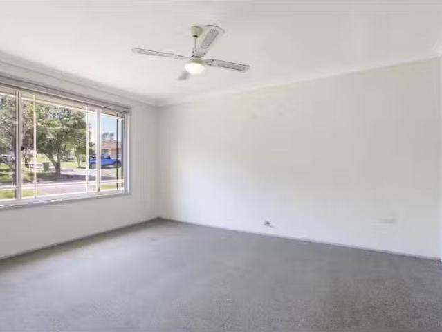 Deal! 7 Talia Court, BLUE HAVEN House for rent Listed by Crai.