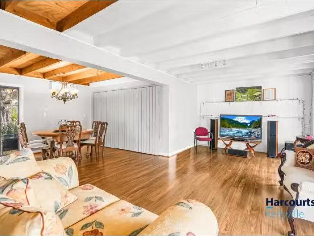 Rental! 7a Gleness Place, Glenorie Apartment for rent Listed.