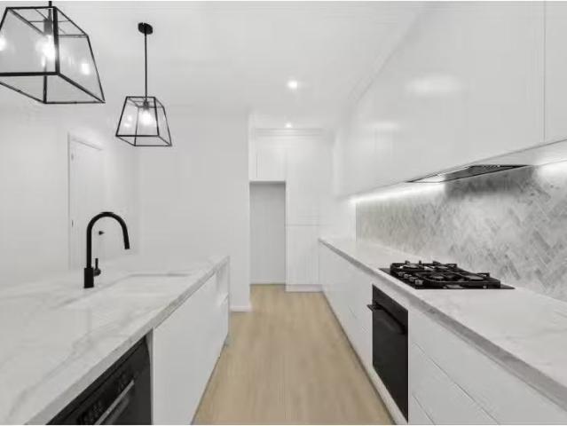 Cozy 7B Jasmine Street, HORSLEY Townhouse for rent Listed by.