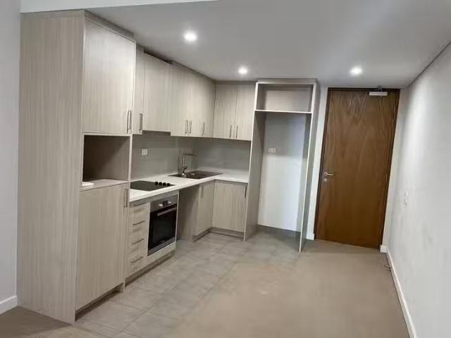 Cozy 809/18 Cecil Avenue, Cannington, WA 6107