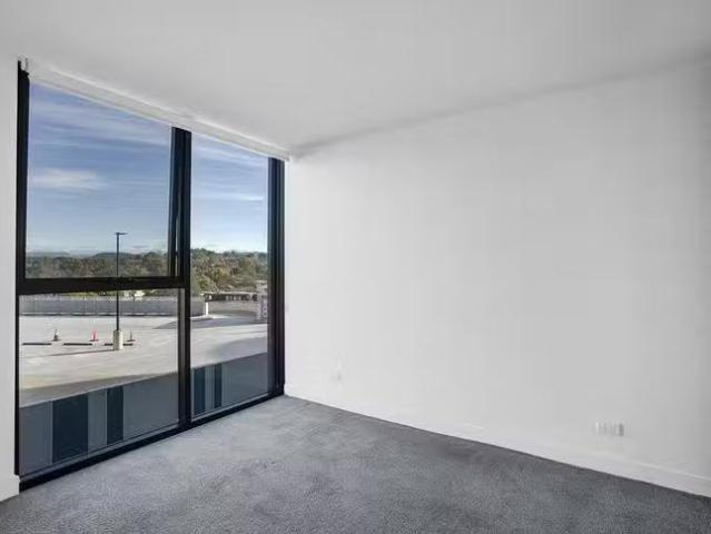Charming 810/6 Furzer Street, Phillip, ACT 2606