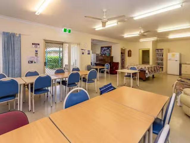 Deal! 8/134 136 King Street, Caboolture, QLD 4510