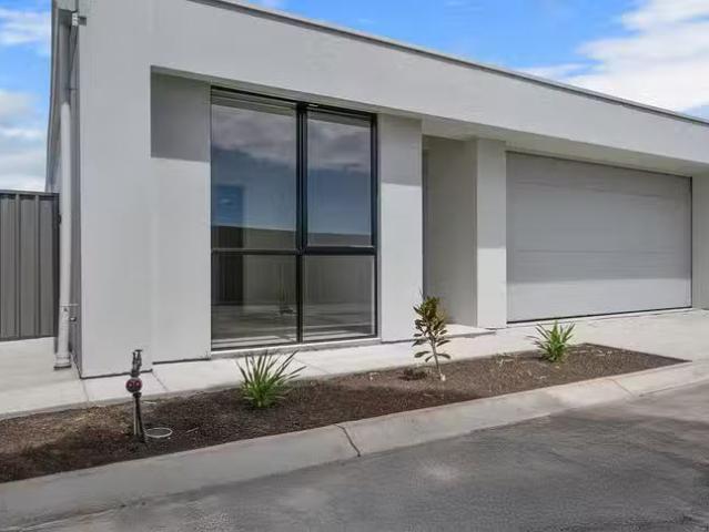 Nice 8/145 Rowley Road, Aldinga Beach, SA 5173