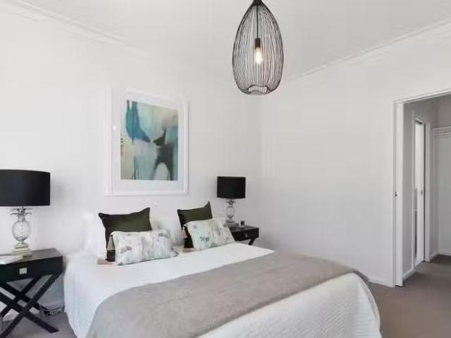 Cozy 8/14 Finniss Street, Marion SA 5043