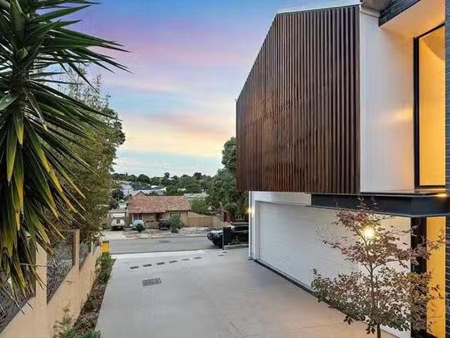 Rental! 82A Arkwell Street, Willagee, WA 6156