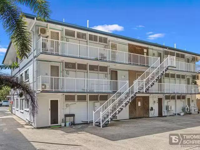 Just in! 8/31 Digger Street, Cairns North, QLD 4870