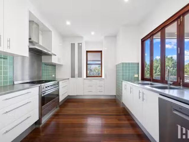 Cozy 84 Upper Lancaster Road, Ascot, QLD 4007