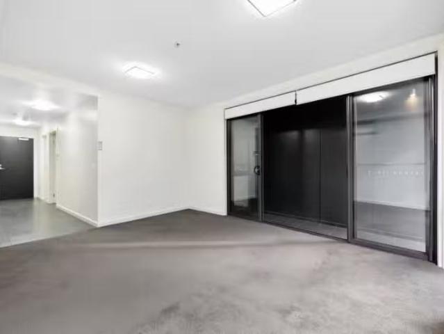Nice 8/4 Yarra Bing Crescent, Burwood VIC 3125 Apartment For.