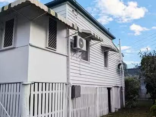 Deal! 84 Alma Lane, Rockhampton City, QLD 4700