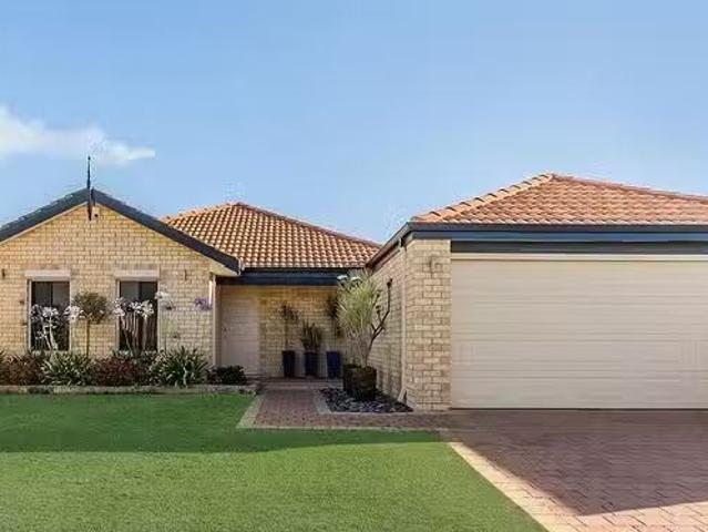 Deal! 84 Cheltenham Loop, Bertram, WA 6167