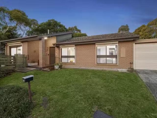 Unique 85 Willis Court, Vermont VIC 3133 House Auction