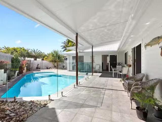 Charming 8 Magnolia Street, Marcoola, QLD 4564