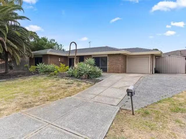Just in! 8 Mannion Way, Kardinya, WA 6163