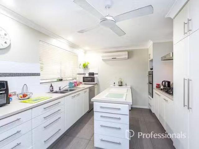 Cheap 8 Cannon Place, South Bunbury, WA 6230