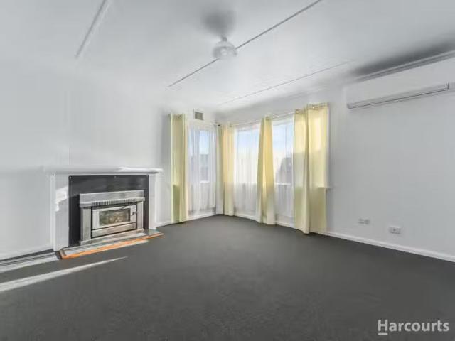 Just in! 8 Davidson Street, GEORGE TOWN, TAS 7253 House for.