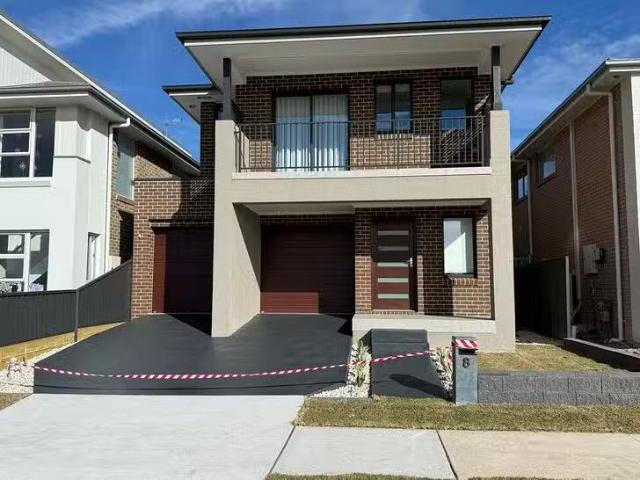 Cheap 8 Farewell Way, Marsden Park, NSW 2765