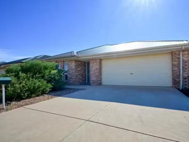 Just in! 8 Gale Street, Whyalla Jenkins, SA 5609