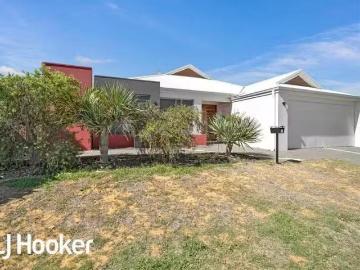 Cheap 8 Landbeach Boulevard, Butler, WA 6036