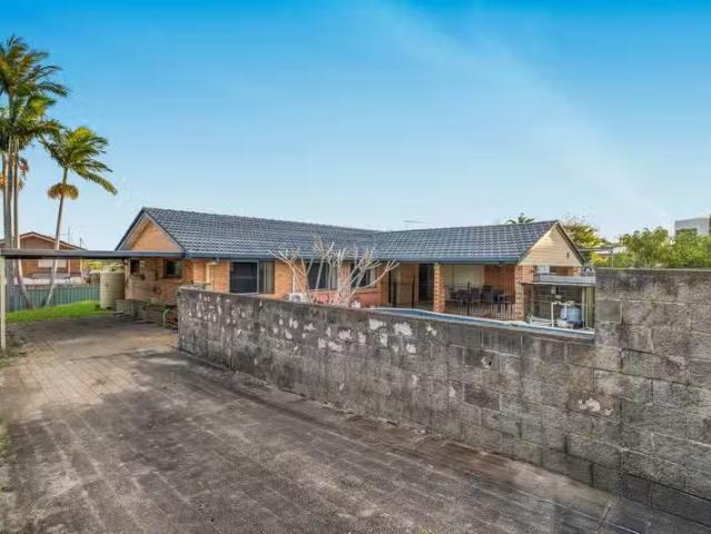 Just in! 8 Pellita Street, ALGESTER, QLD 4115 House for Rent